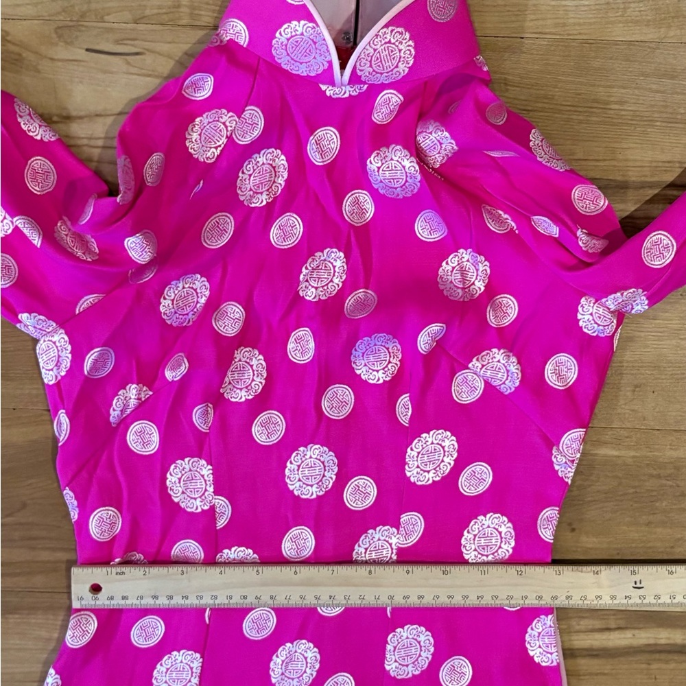 Traditional Vietnamese Áo Dài, Pink and Silver, Vintage, Size XS/S - Picture 9 of 11